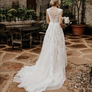 Wedding dress